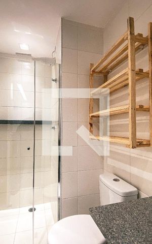 Apartamento para alugar com 33m², 2 quartos e sem vagaBanheiro