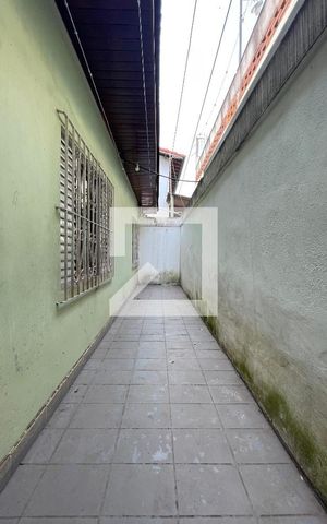 Casa à venda com 370m², 5 quartos e 4 vagas Casa à venda com 370m², 5 quartos e 4 vagasServiço 2