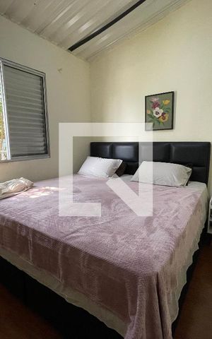 Casa à venda com 370m², 5 quartos e 4 vagas Casa à venda com 370m², 5 quartos e 4 vagasQuarto 4