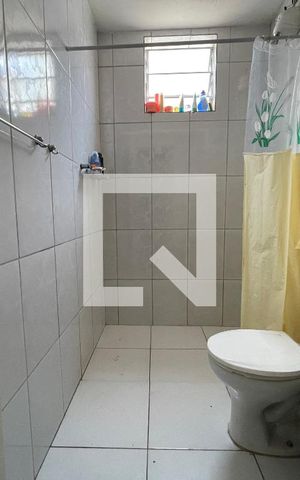 Casa à venda com 370m², 5 quartos e 4 vagas Casa à venda com 370m², 5 quartos e 4 vagasBanheiro 3