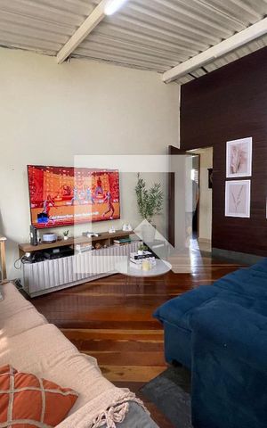 Casa à venda com 370m², 5 quartos e 4 vagas Casa à venda com 370m², 5 quartos e 4 vagasSala 2