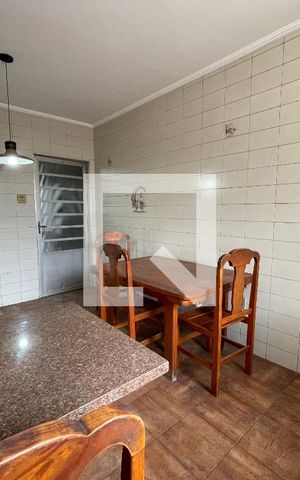 Casa à venda com 370m², 5 quartos e 4 vagas Casa à venda com 370m², 5 quartos e 4 vagasCozinha 1