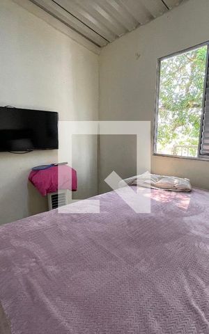 Casa à venda com 370m², 5 quartos e 4 vagas Casa à venda com 370m², 5 quartos e 4 vagasQuarto 5