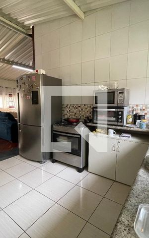 Casa à venda com 370m², 5 quartos e 4 vagas Casa à venda com 370m², 5 quartos e 4 vagasCozinha 2