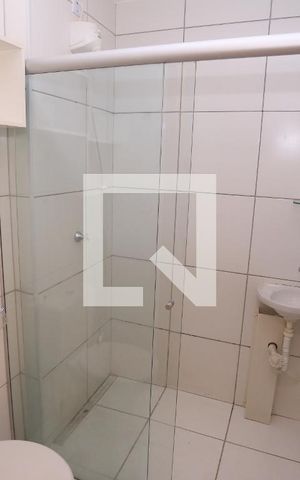 Apartamento à venda com 33m², 2 quartos e sem vagaBanheiro