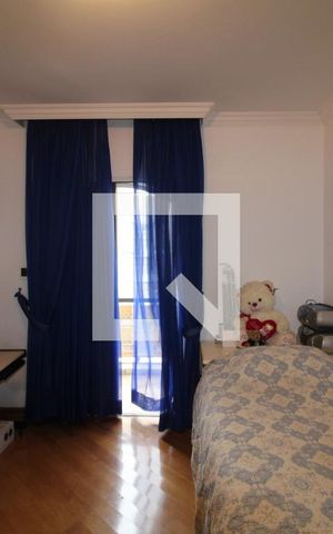 Apartamento à venda com 425m², 5 quartos e 7 vagasQuarto 2