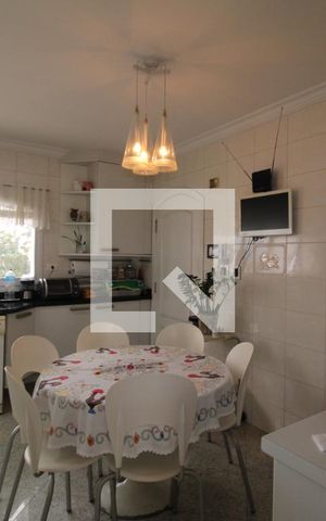 Apartamento à venda com 425m², 5 quartos e 7 vagasCozinha