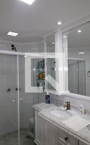 Apartamento à venda com 425m², 5 quartos e 7 vagasQuarto 3 - Banheiro