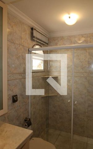 Apartamento à venda com 425m², 5 quartos e 7 vagasQuarto 4 - Banheiro