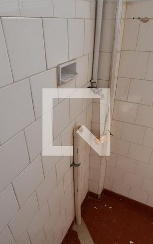 Apartamento à venda com 98m², 2 quartos e sem vagaBanheiro de serviço - Detalhe