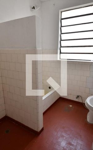 Apartamento à venda com 98m², 2 quartos e sem vagaBanheiro