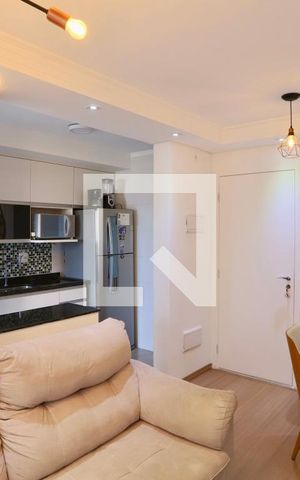 Apartamento à venda com 47m², 2 quartos e 1 vaga Apartamento à venda com 47m², 2 quartos e 1 vagaSala
