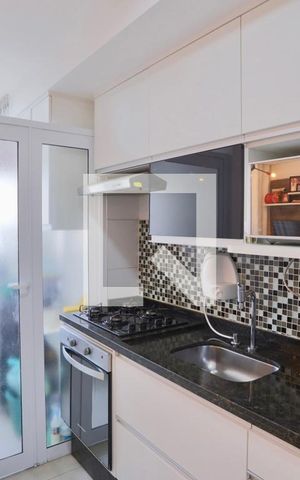 Apartamento à venda com 47m², 2 quartos e 1 vaga Apartamento à venda com 47m², 2 quartos e 1 vagaCozinha