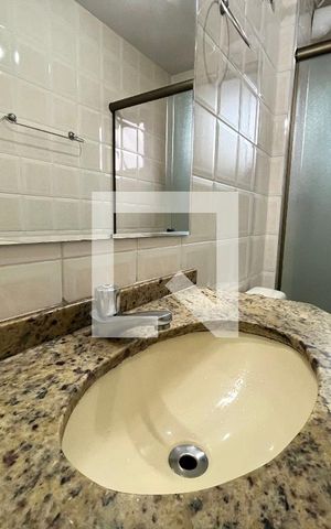 Apartamento para alugar com 60m², 2 quartos e 1 vagaBanheiro