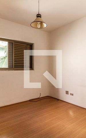 Casa à venda com 900m², 6 quartos e 8 vagasSuíte 2
