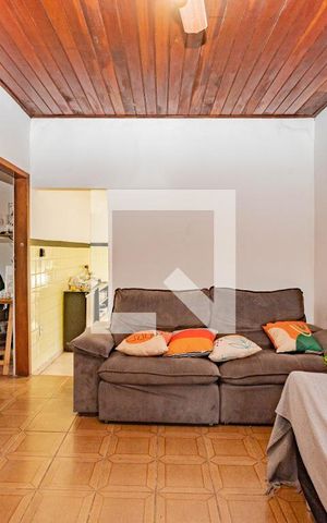 Casa para alugar com 320m², 4 quartos e 4 vagas Casa para alugar com 320m², 4 quartos e 4 vagasSala