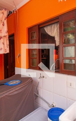 Casa à venda com 392m², 3 quartos e 4 vagas Casa à venda com 392m², 3 quartos e 4 vagasÁrea de Serviço