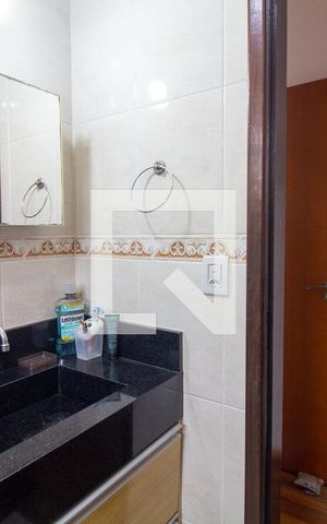 Casa à venda com 392m², 3 quartos e 4 vagas Casa à venda com 392m², 3 quartos e 4 vagasBanheiro 2