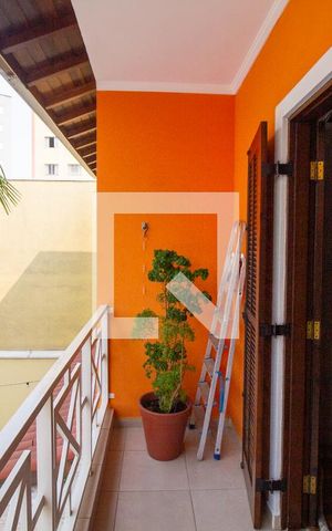 Casa à venda com 392m², 3 quartos e 4 vagas Casa à venda com 392m², 3 quartos e 4 vagasVaranda