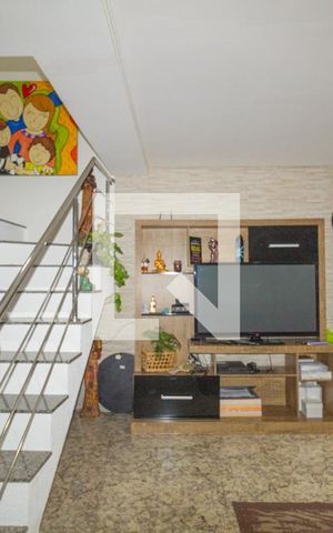 Casa de condomínio à venda com 105m², 3 quartos e 1 vaga Casa de condomínio à venda com 105m², 3 quartos e 1 vagaSala