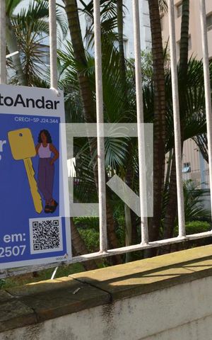 Apartamento à venda com 94m², 2 quartos e 2 vagasPlaquinha