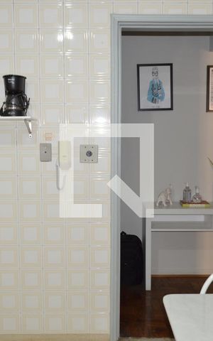 Apartamento à venda com 94m², 2 quartos e 2 vagasCozinha