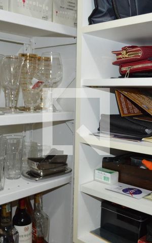 Apartamento à venda com 94m², 2 quartos e 2 vagasDespensa