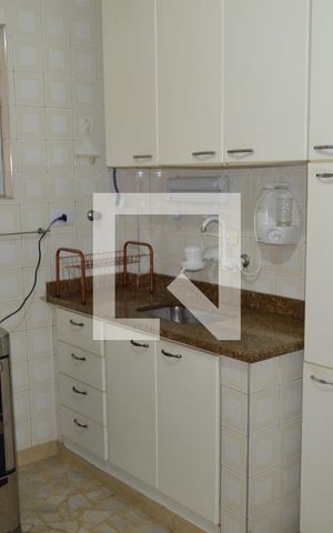 Apartamento à venda com 94m², 2 quartos e 2 vagasCozinha