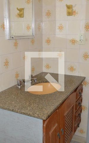 Apartamento à venda com 94m², 2 quartos e 2 vagasBanheiro da Suíte