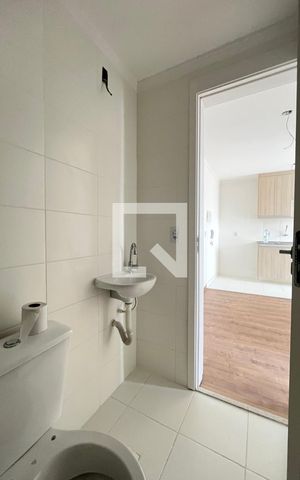 Apartamento para alugar com 34m², 2 quartos e 1 vaga Apartamento para alugar com 34m², 2 quartos e 1 vagaBanheiro