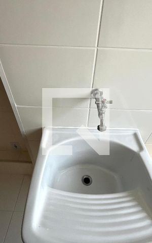 Apartamento para alugar com 34m², 2 quartos e 1 vaga Apartamento para alugar com 34m², 2 quartos e 1 vagaÁrea de Serviço