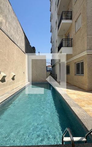Apartamento para alugar com 34m², 2 quartos e 1 vaga Apartamento para alugar com 34m², 2 quartos e 1 vagaÁrea comum - Piscina