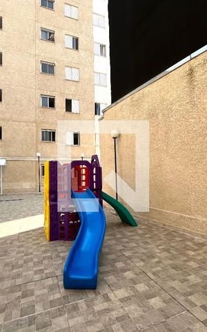 Apartamento para alugar com 34m², 2 quartos e 1 vaga Apartamento para alugar com 34m², 2 quartos e 1 vagaÁrea comum - Playground