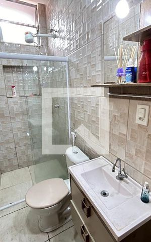 Apartamento para alugar com 75m², 2 quartos e sem vagaBanheiro