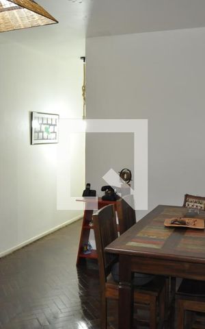 Apartamento à venda com 56m², 1 quarto e 1 vagaSala