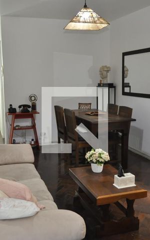 Apartamento à venda com 56m², 1 quarto e 1 vagaSala