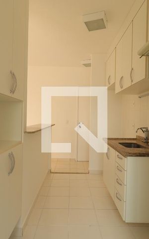 Apartamento para alugar com 70m², 2 quartos e 1 vagaCozinha