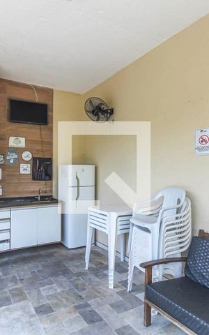 Apartamento para alugar com 45m², 2 quartos e 1 vaga Apartamento para alugar com 45m², 2 quartos e 1 vagaÁrea comum - Churrasqueira