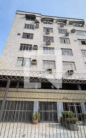 Apartamento à venda com 115m², 3 quartos e 2 vagasFachada + plaquinha