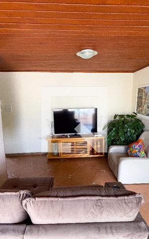 Apartamento à venda com 181m², 3 quartos e 1 vaga Apartamento à venda com 181m², 3 quartos e 1 vagaSala de TV