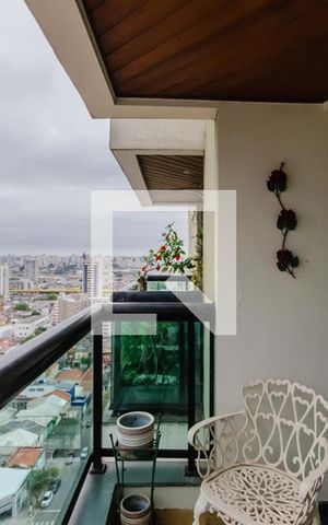 Apartamento à venda com 268m², 3 quartos e 3 vagas Apartamento à venda com 268m², 3 quartos e 3 vagasVaranda da Sala