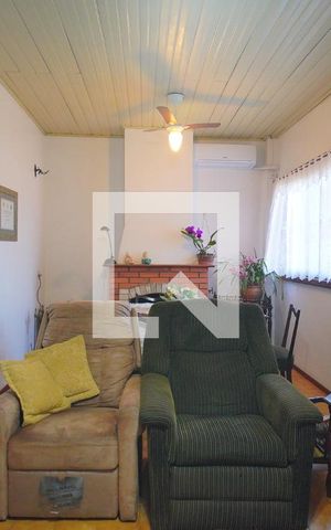 Casa à venda com 268m², 5 quartos e 3 vagas Casa à venda com 268m², 5 quartos e 3 vagasSala 3