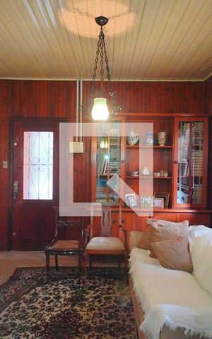 Casa à venda com 268m², 5 quartos e 3 vagas Casa à venda com 268m², 5 quartos e 3 vagasSala 1