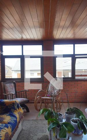Casa à venda com 268m², 5 quartos e 3 vagas Casa à venda com 268m², 5 quartos e 3 vagasSala 2
