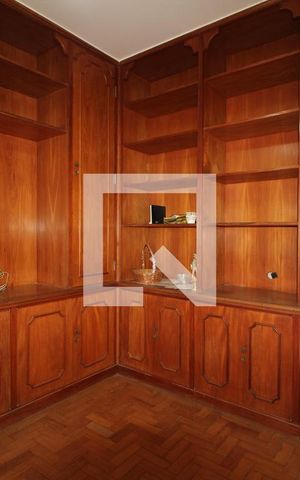 Casa à venda com 180m², 4 quartos e 3 vagasQuarto 3