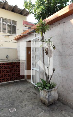 Casa à venda com 180m², 4 quartos e 3 vagasÁrea Externa