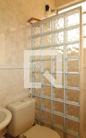 Casa à venda com 180m², 4 quartos e 3 vagasBanheiro Social 1