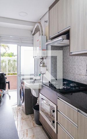 Apartamento à venda com 88m², 2 quartos e 1 vagaCozinha e área de serviço