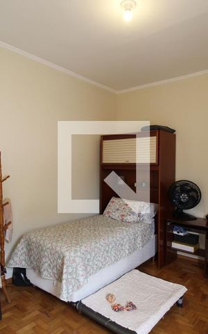 Casa à venda com 250m², 5 quartos e 2 vagasQuarto 2
