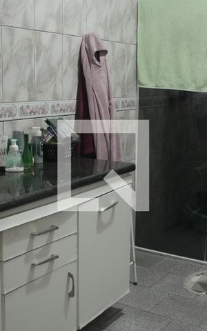 Casa à venda com 360m², 3 quartos e 8 vagasBanheiro - casa 2